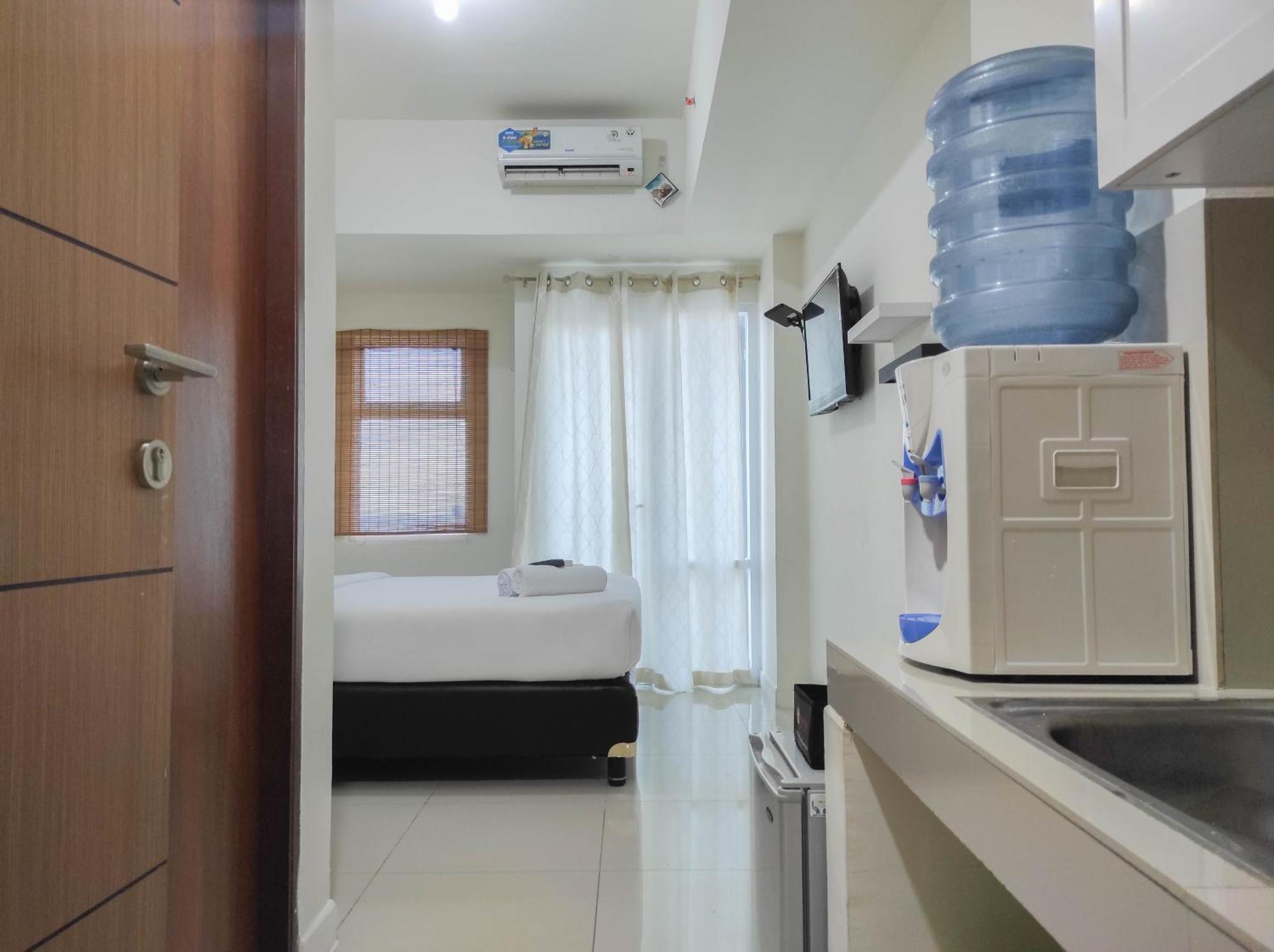 Nice And Cozy Studio At Vida View Makassar Apartment By Travelio Pampang Esterno foto